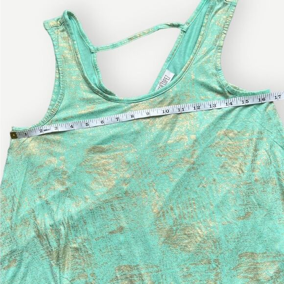 Jennifer Lopez Sleeveless Flowy V-Back Green & Gold Blouse. Top. Shirt. Small. - Picture 4 of 7